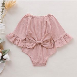 Girl’s long sleeve romper